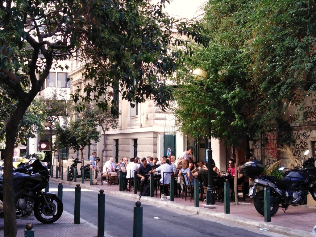 The best itineraries for Athens. At Discovering Athens Itineraries we create the perfect personalised itinerary for you.