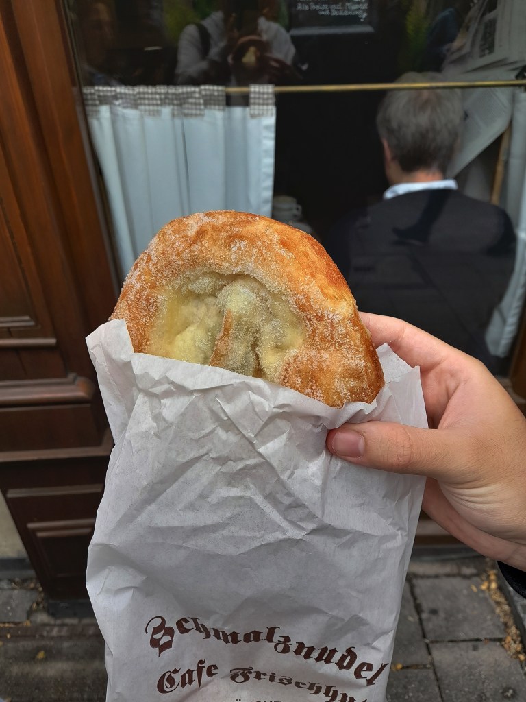 Cafe Frischhut (Schmalznudel)